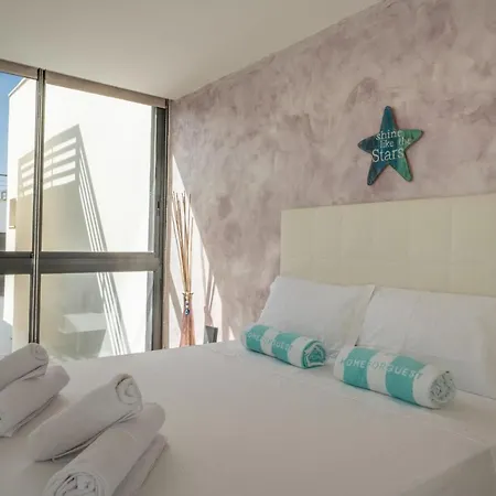 Pink Waves House * 엘메다노