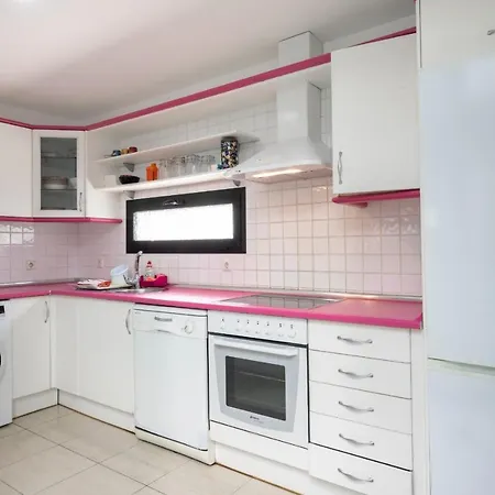 Pink Waves House 펜션 엘메다노